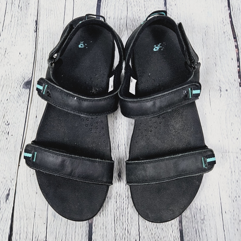 NEW BALANCE | adjustable straps open toe athletic sandals